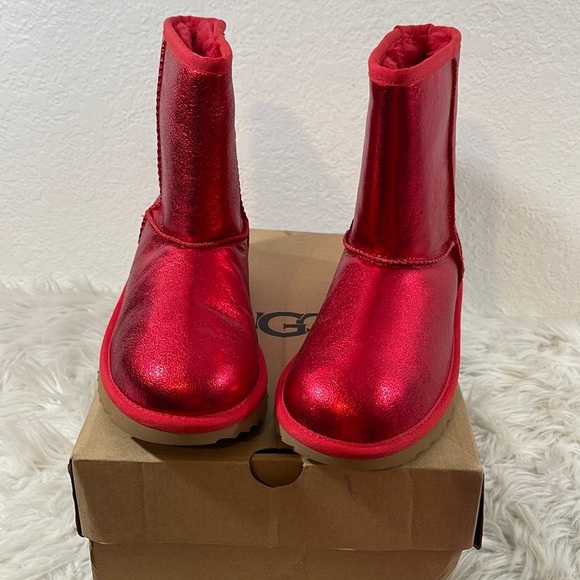 UGG RED METALLIC CLASSIC SHORT BOOTS SIZE 6 NEW - Picture 2 of 13